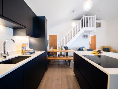 F92ab1c9 eb3f 42fb 94a0 fbc42e685070 homerunner