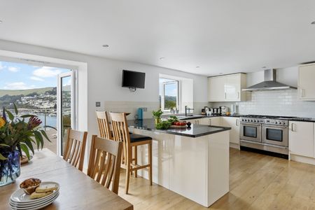 F94d3cb7 ce79 4692 a1fc b2dff107111a homerunner