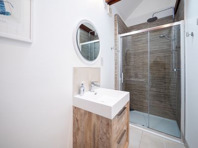 F97cd276 9558 41a7 8dd9 27404434c537 homerunner