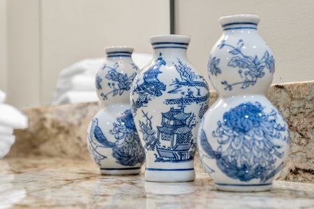 Ginger jar details with timeless style