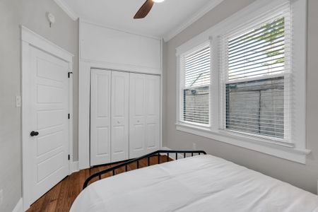 Spacious closet & a sunny window w/ blinds for easy privacy & restful mornings
