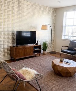 Relaxed lounge with entertainment area