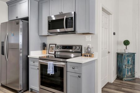 Stainless range for real home cooking