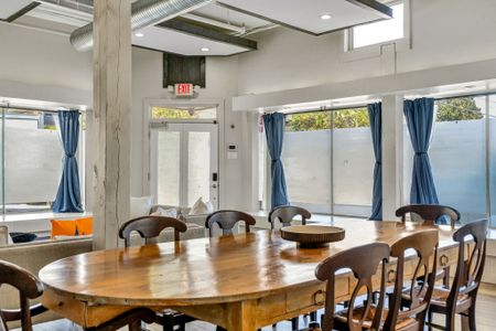 Seating for everyone by sunny windows