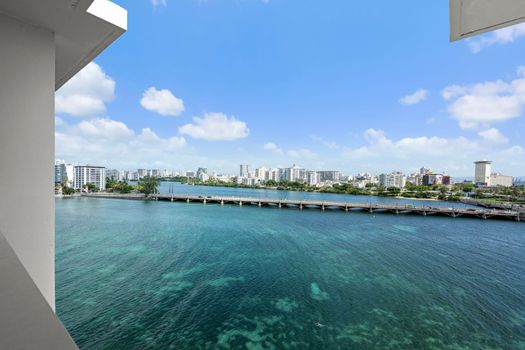 Witness picturesque sunrises and sunsets over the iconic lagoon, a truly unforgettable sight.