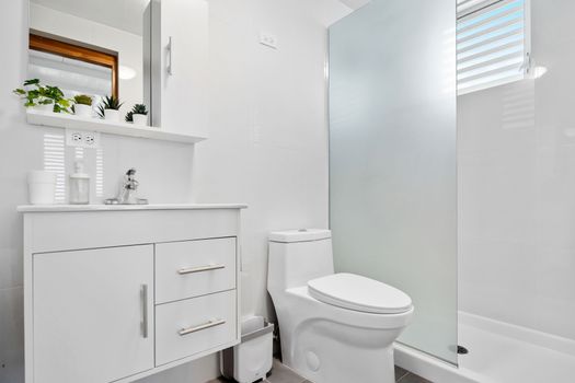 Fresh & functional. A bright, modern bathroom with everything you need to refresh and reset.