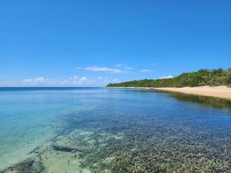Unwind with spectacular ocean views from this vibrant coastal landscape. Pure serenity by the sea.