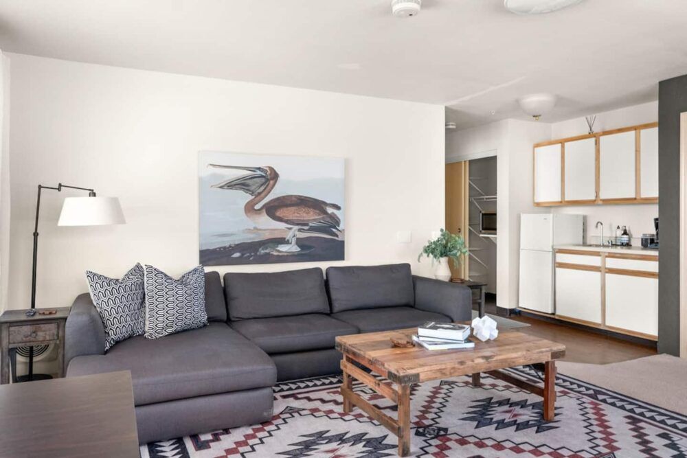 The Alpine | Pet Friendly, Laundry & Parking Main Image