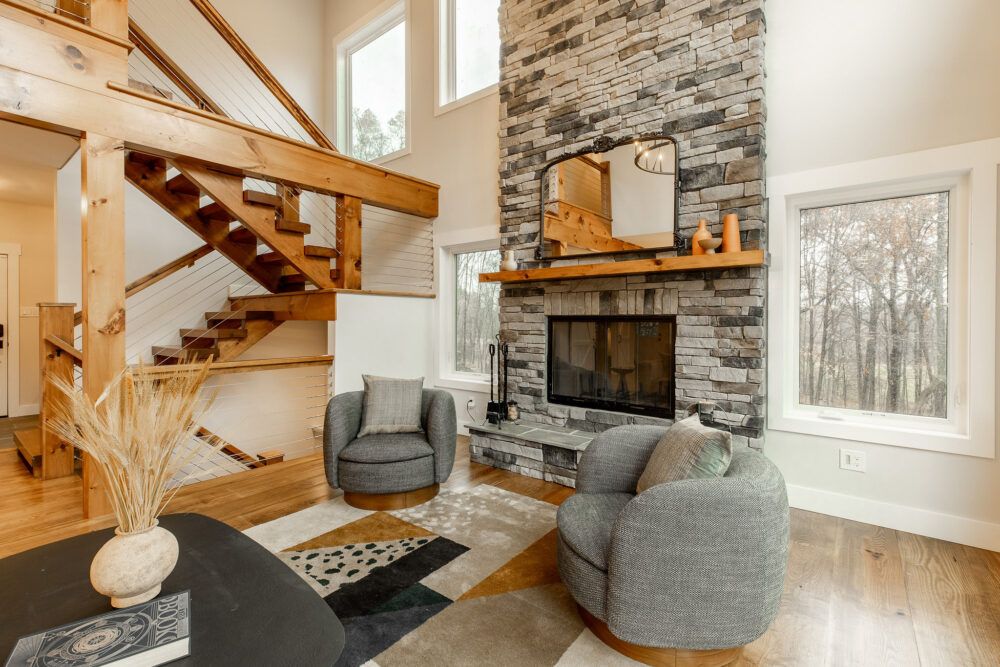 Woodland Retreat: Modern Barn in Stone Ridge Main Image