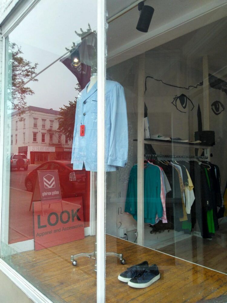 Look Apparel and Accessories Image