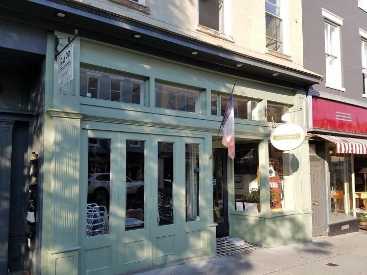 Le Gamin Country Image