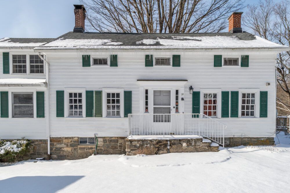 The Family Farmhouse Main Image