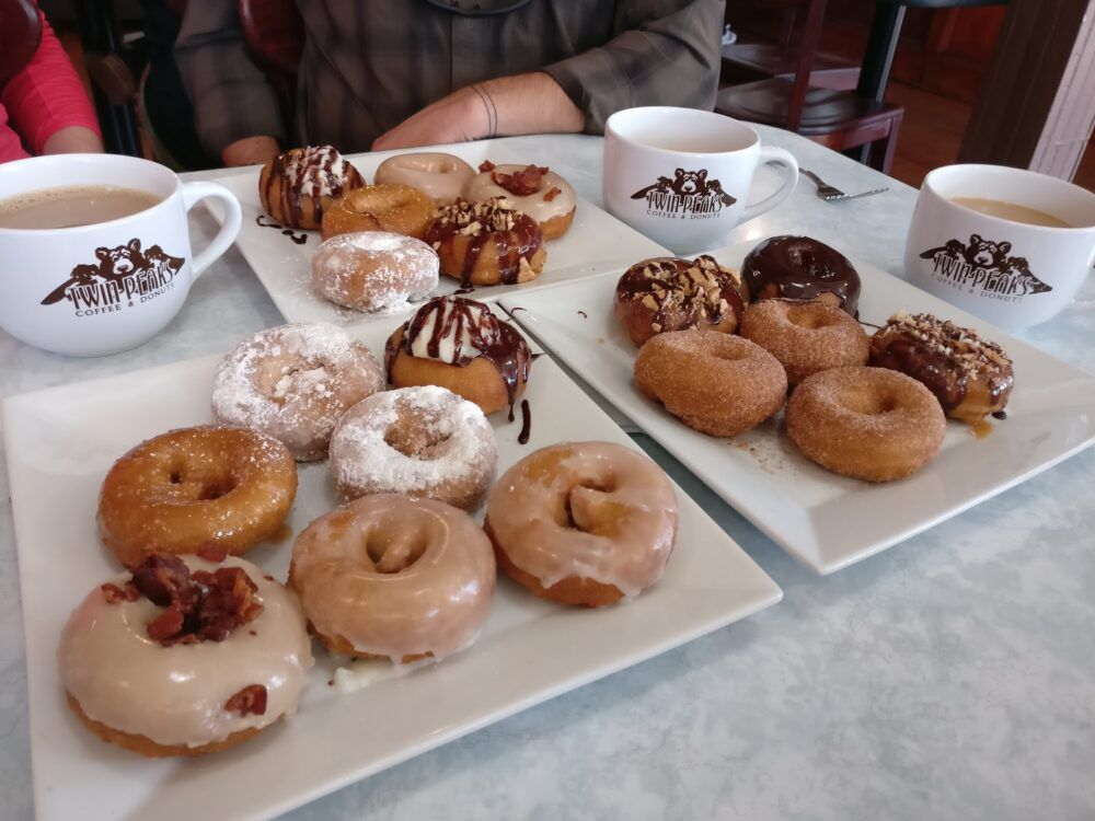 Twin Peaks Coffee & Donuts Image