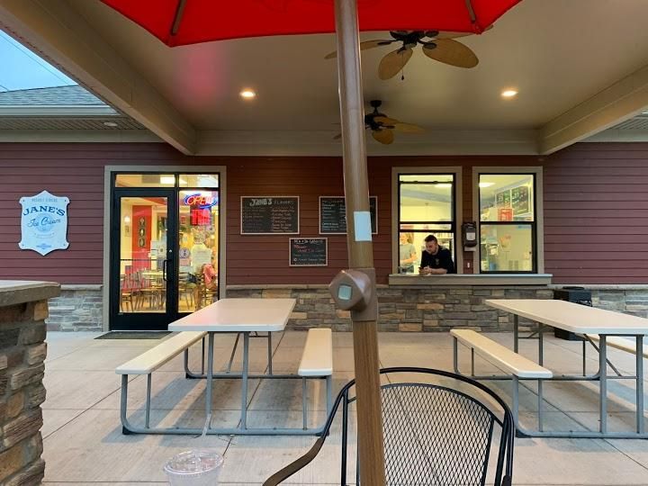 Frozen Caboose Ice Cream Image