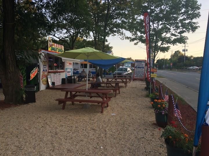 Yanni's Gyro Express cafe Image