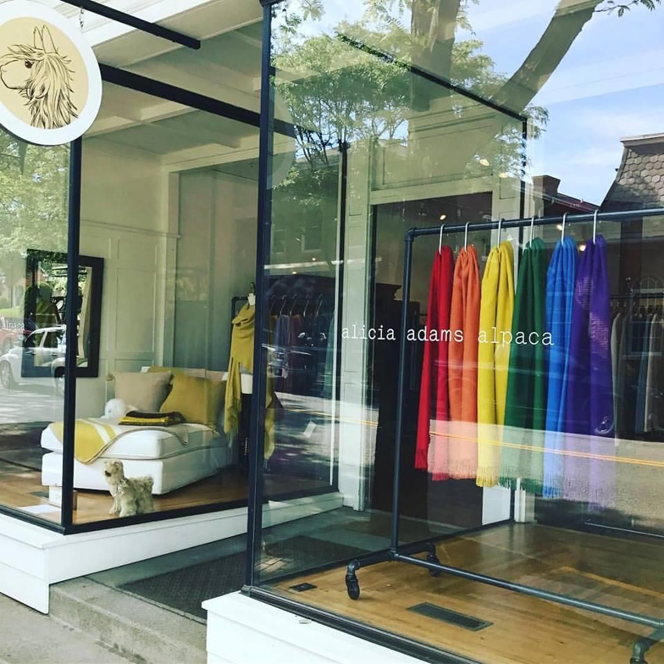 alicia adams alpaca inc. Image