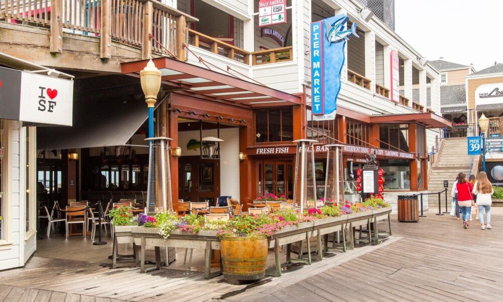 Pier Market Seafood Restaurant Image