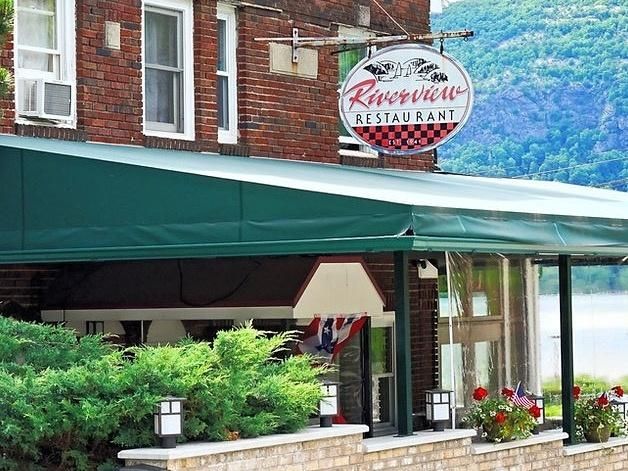 Riverview Restaurant Image