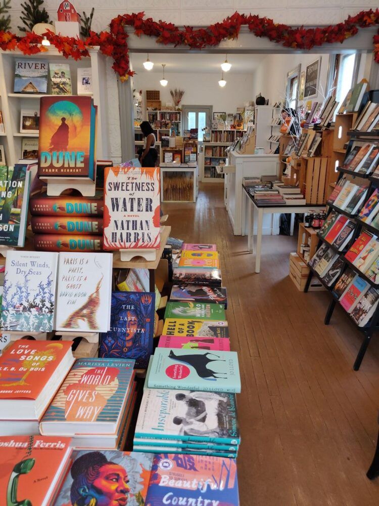 Postmark Books Image