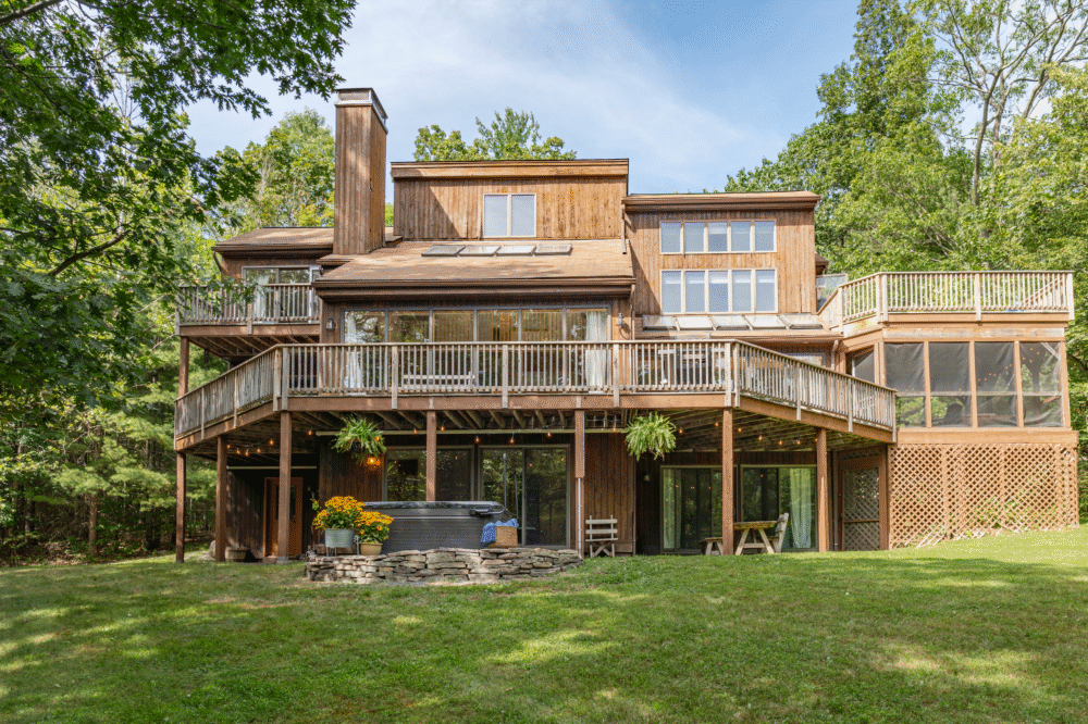 Phoenicia Retreat: Mountain Escape + Private Pond Main Image