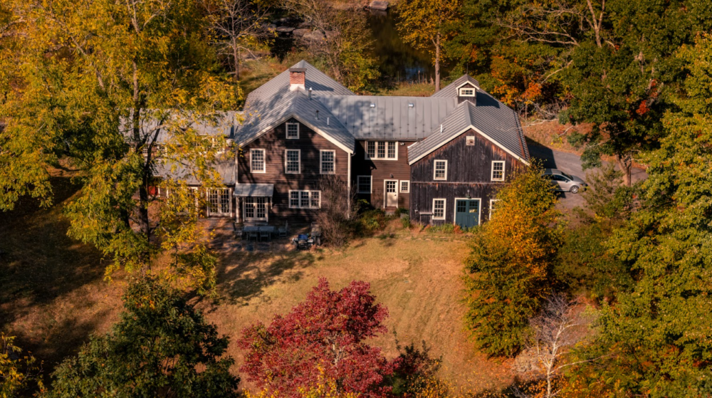 Black Walnut Tree Farm: Farmhouse on 50 Acres Main Image