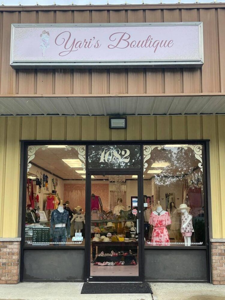 Yari's Boutique Image