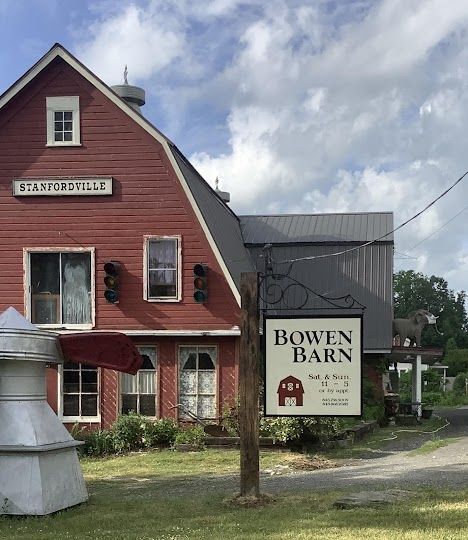 Bowen Barn Antiques Image