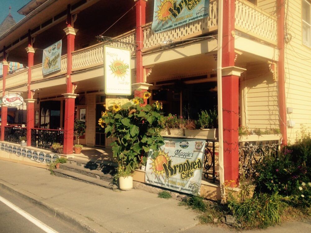 Maggie's Krooked Cafe & Juice Bar Image