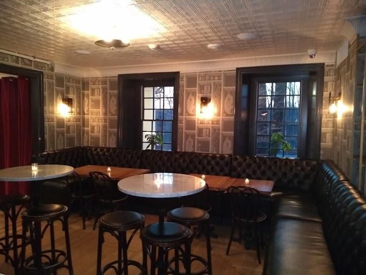 Butterfield Restaurant Image