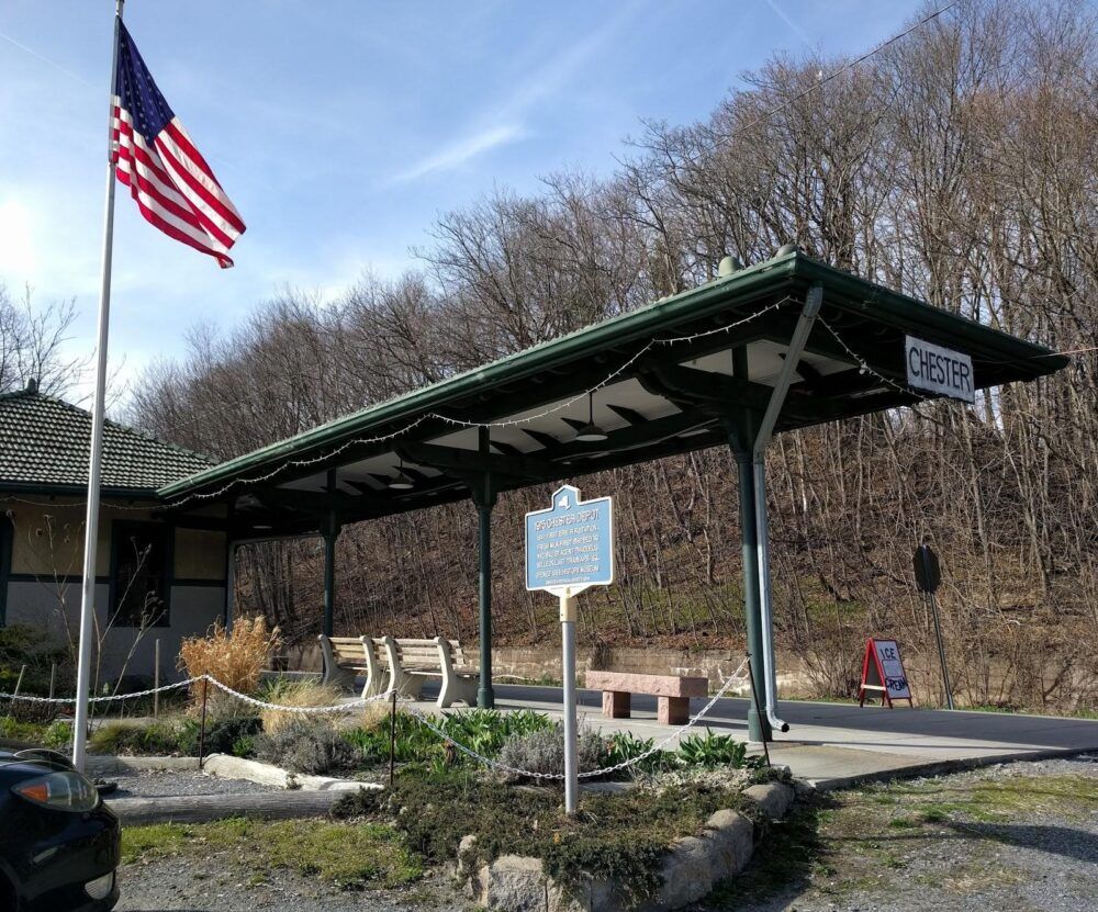 Chester 1915 Erie Depot Image