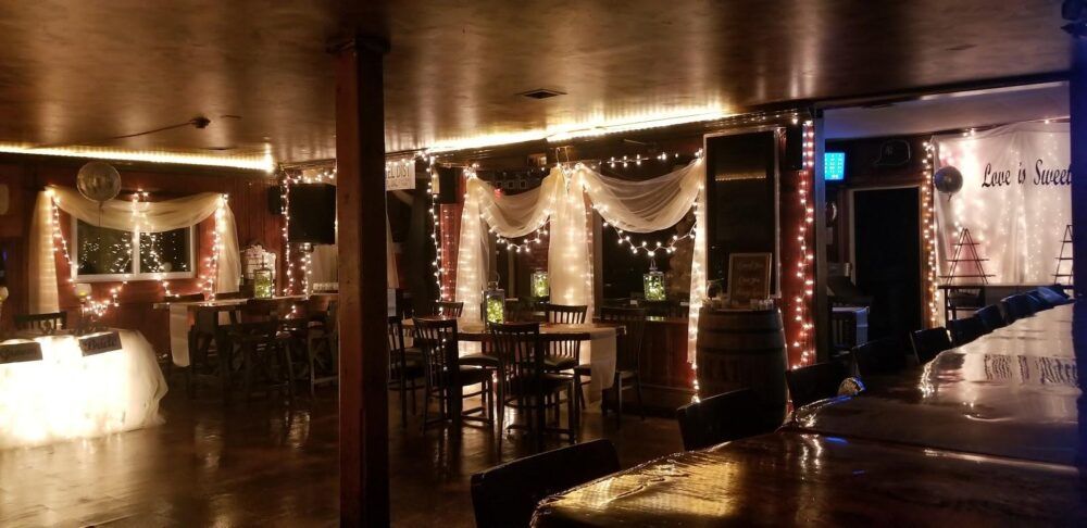 Hot Shotz Pub & Grill Image