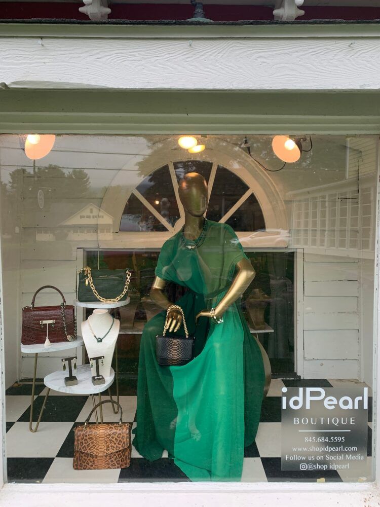 idPearl Boutique Image
