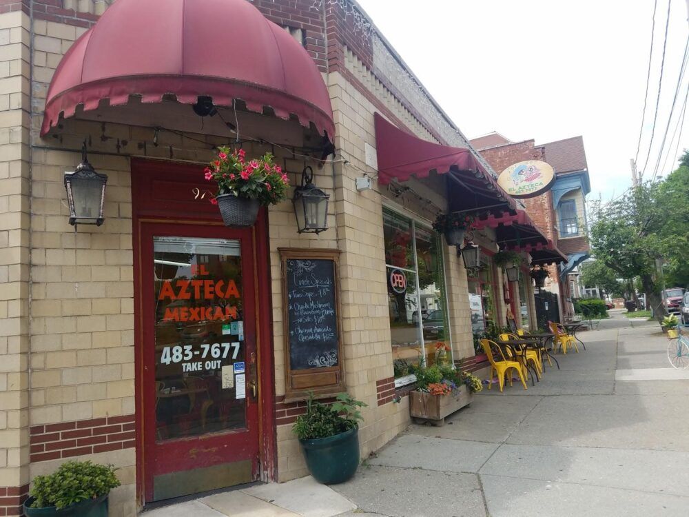 El Azteca Mexican Deli Image