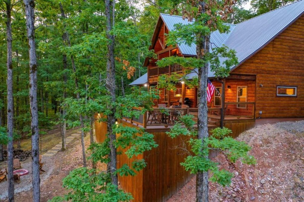 Mountain Dance Lodge Main Image