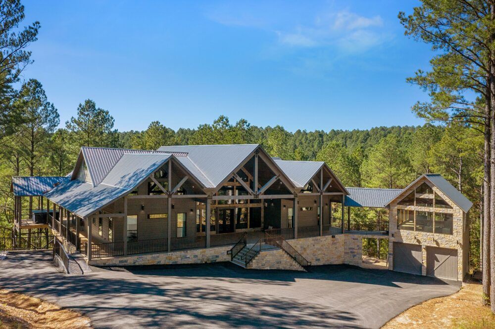 Sweet Harmony Lodge - BRAND NEW Grand Lodge on 9 Private Acres- Sleeps 26! Main Image