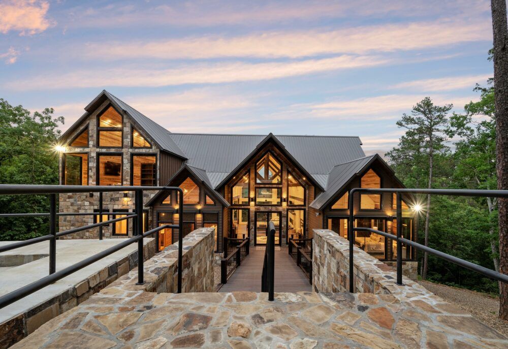Modern Moose Lodge- Brand NEW Ultra-Luxury Cabin w/ ALL the Amenities! Sleeps 20 Main Image