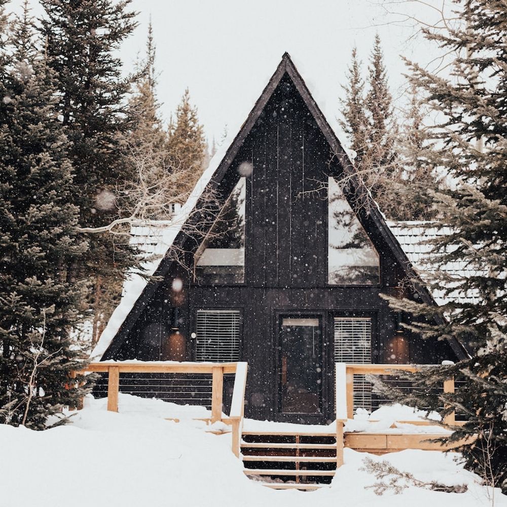 Snowy winters at The Fox A-Frame