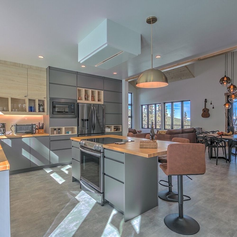 Open kitchen