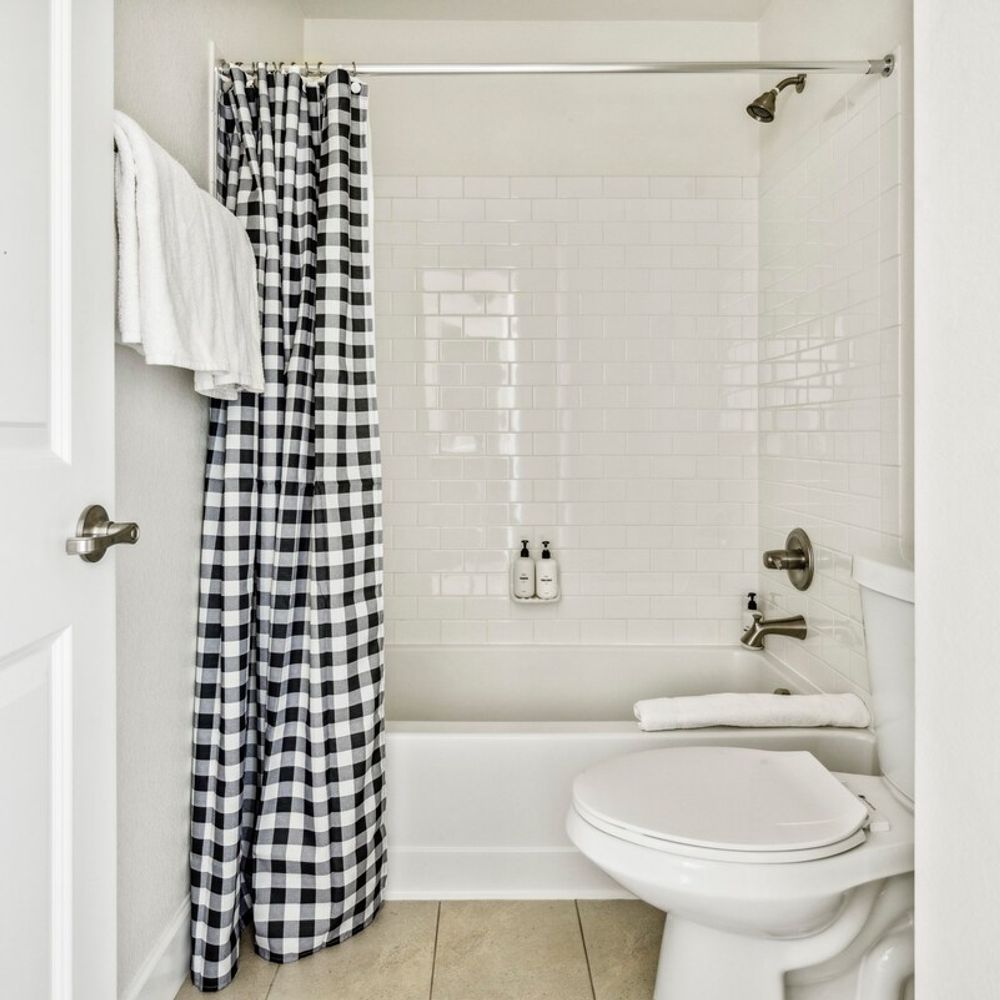 The 2nd upstairs bathroom has a shower/tub combo