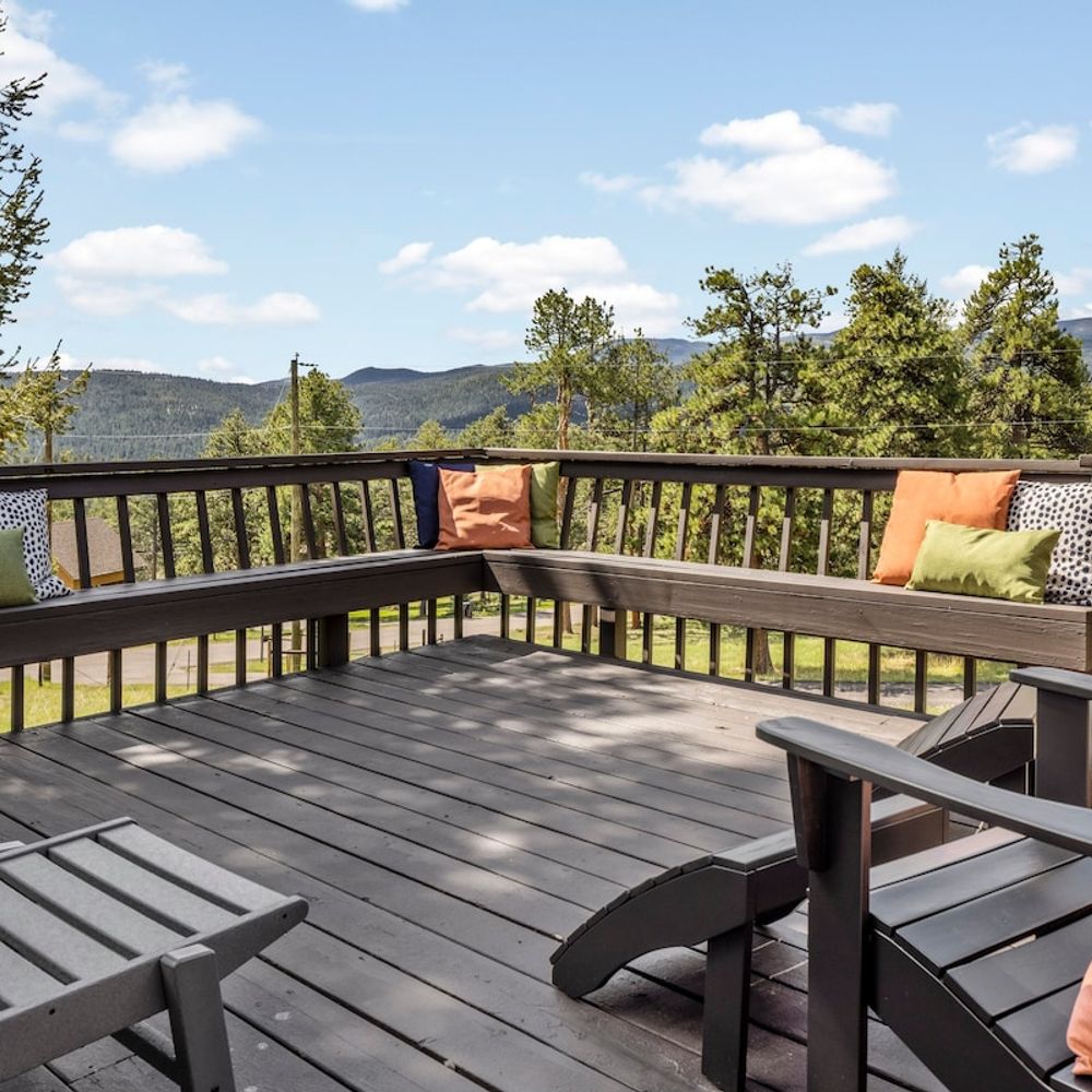 Private balcony with a view of Evergreen