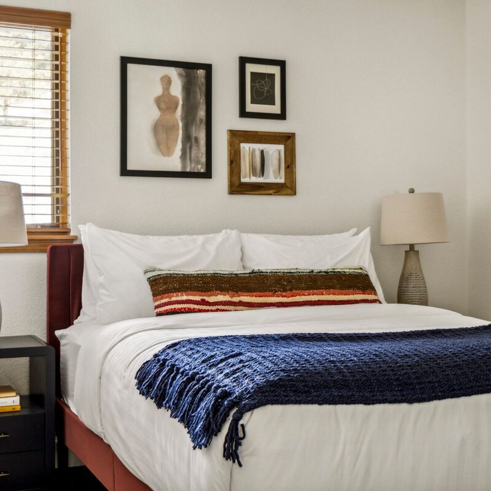 Queen bed in bedroom 2