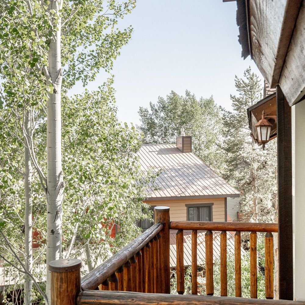 Balcony off of bedroom 1