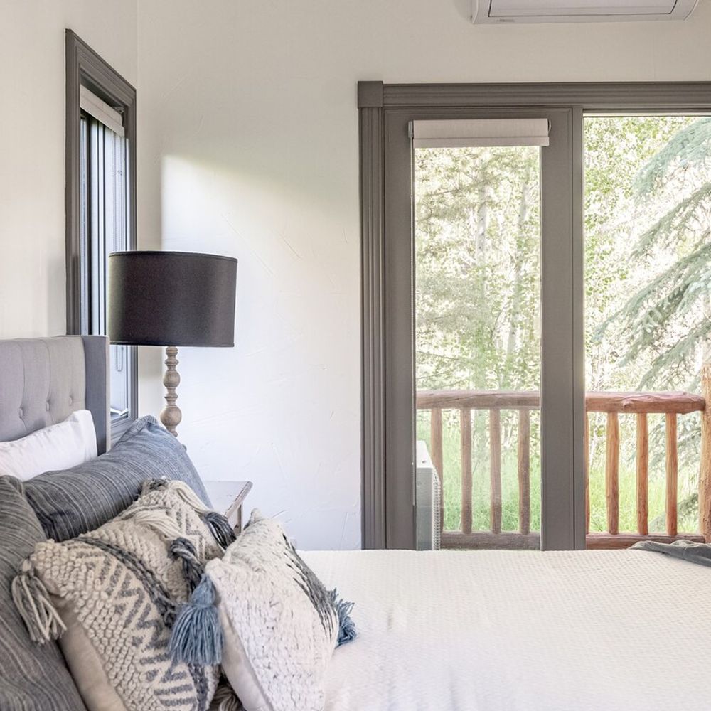 Bedroom 2 - King bed