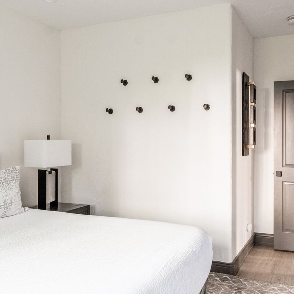 King bed in bedroom 3