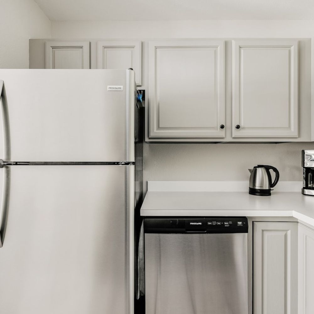 Full kitchen