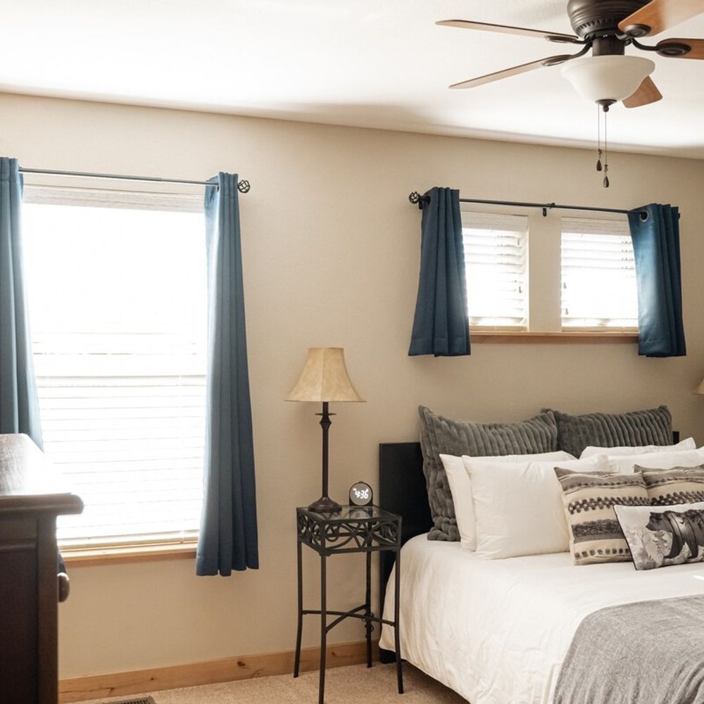 Bedroom 2 with queen bed