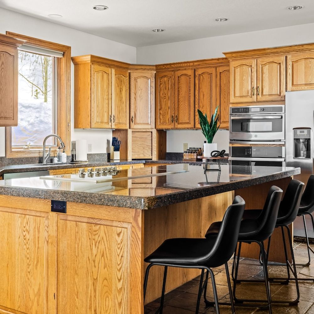 Kitchen with seating