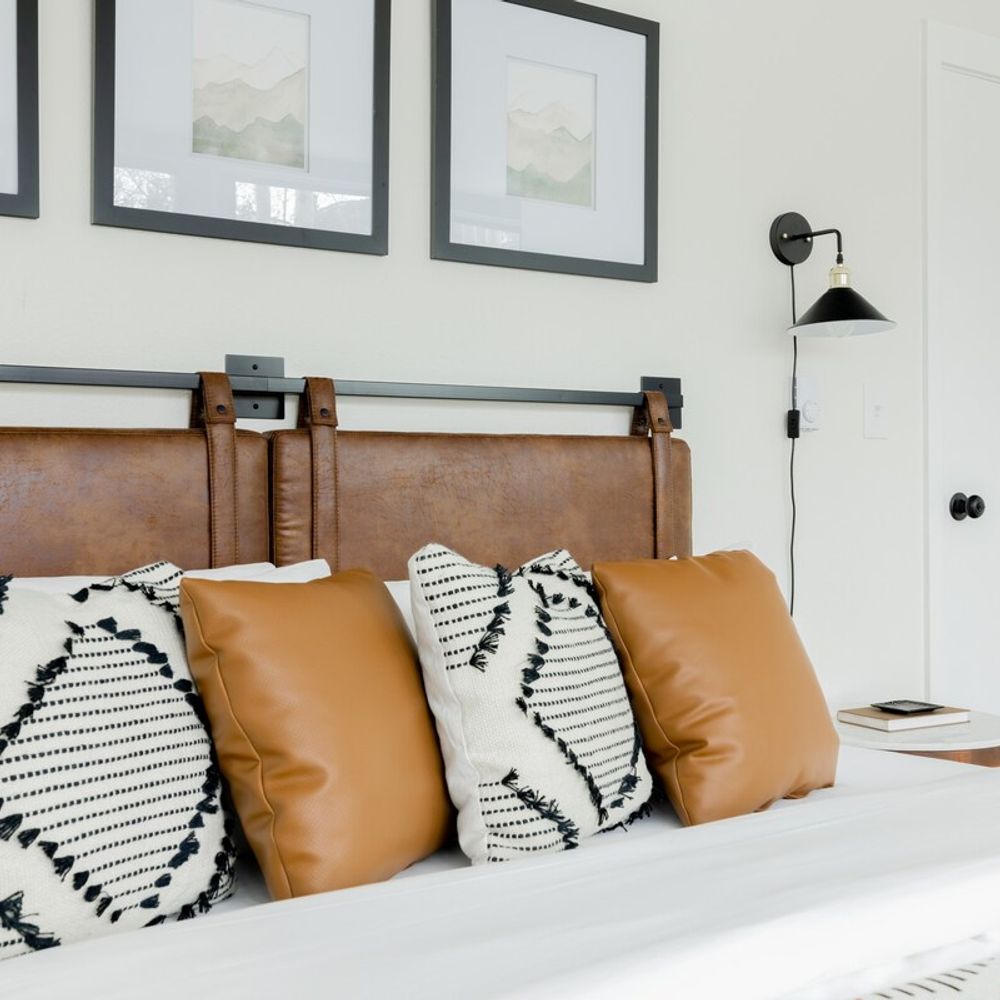 King bed with bedroom entry