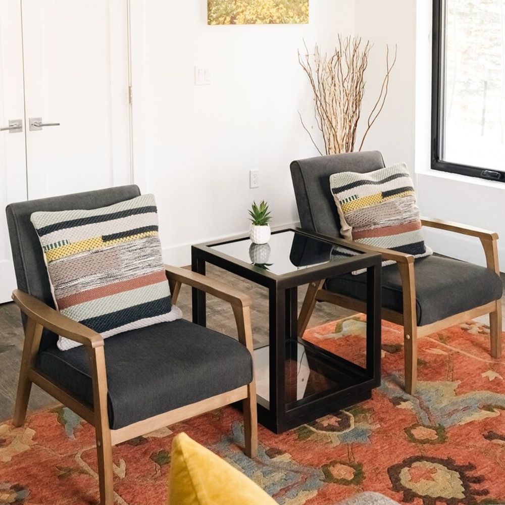 Living area seating