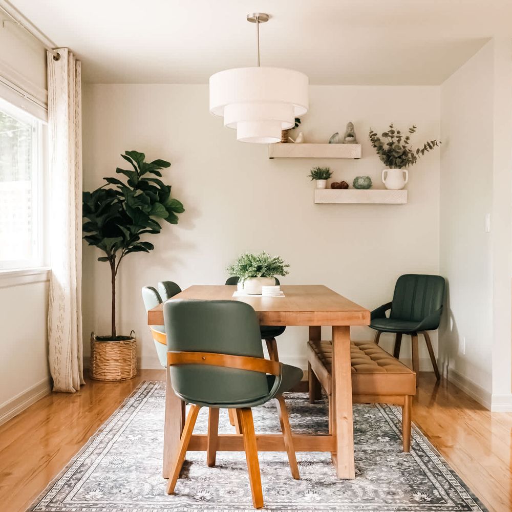 Dining area seats 8
